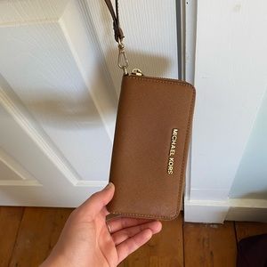 Michael Kors Wristlet